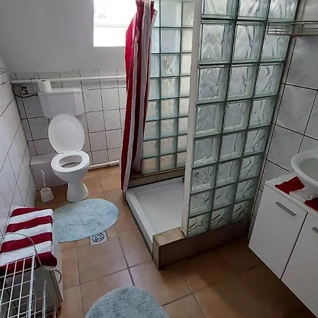 Badacsonyi Csaladi Privat Hazak Apartament Badacsonytomaj