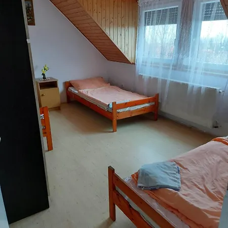 Badacsonyi Csaladi Privat Hazak Apartman *
