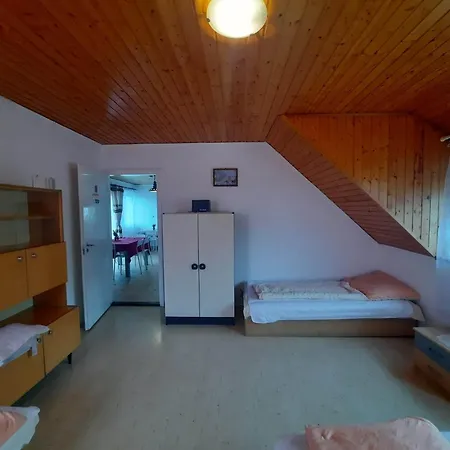 Badacsonyi Csaladi Privat Hazak Apartman Badacsonytomaj